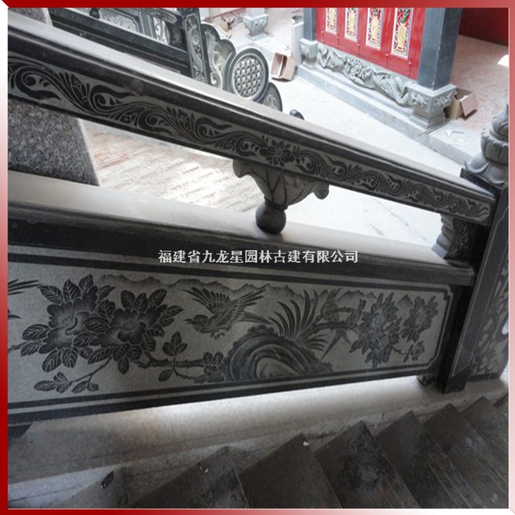 石雕線(xiàn)雕石欄桿圖片