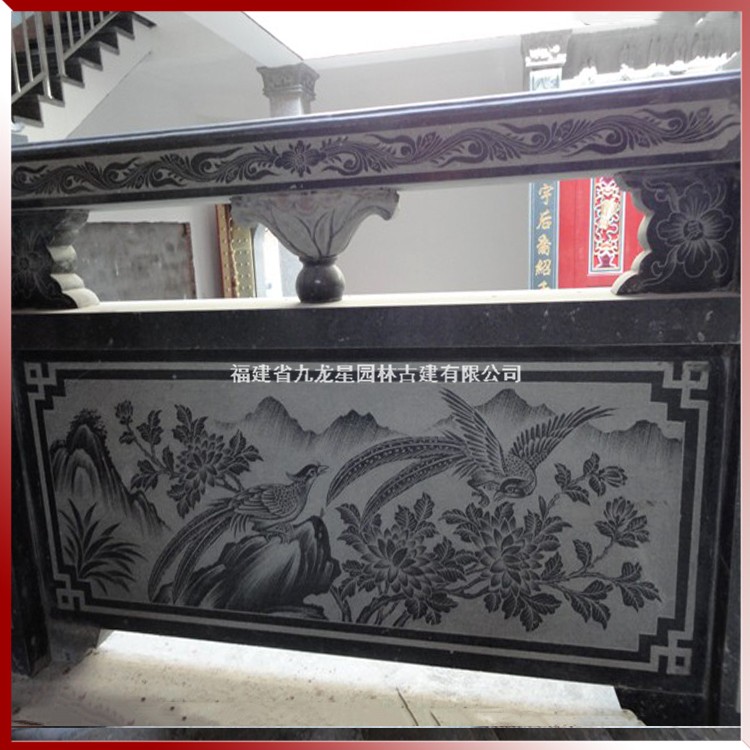 石雕線(xiàn)雕石欄桿圖片